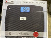 Taylor glass digital scale