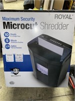 Royale 10 sheet microcut shredder