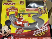 Disney Junior Mickey fire house track set