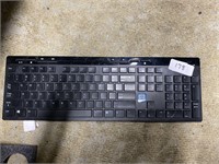 Insignia wireless keyboard With USB connector