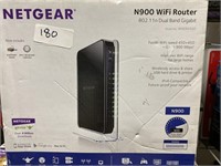 Netgear n900 wi-Fi router