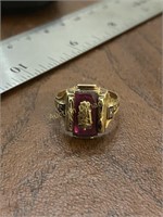 1963 10k Gold Class Ring, 6.07gram, Size 8
