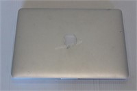 Apple Macbook Pro 13" - Untested