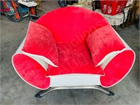 vintage chrome base easy chair