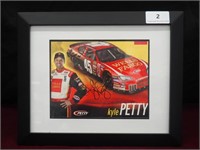 Autograph Picture of Nascar Driver Kyle Petty