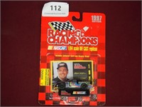 Racing Champions 1/64 Stock Car 11 Brett Bodine