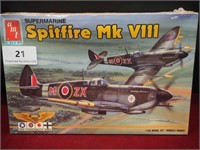 AMT Supermarine Model Kit Spitfire MK V111