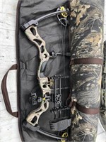 Compound bow and bag