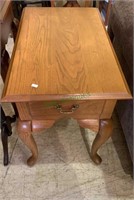 One drawer side table/end table with solid oak