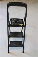 Gorilla Step Ladder With 300LB Capacity