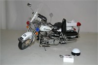 Franklin Mint Harley Davidson Police Bike Diecast
