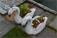 2 Concrete Swan Outdoor Planters