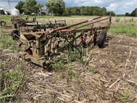 Oliver 560 Plow