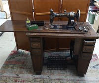 Vintage White Rotary Sewing Machine w/ accessories