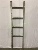 5 ft section of old ladder