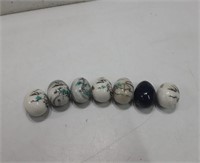 Lot of Decorative Stone Eggs K16B