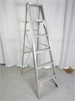 69.5" Metal Step Ladder