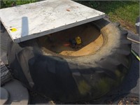 Tractor Tire Sandbox with Cover