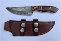 Finely Crafted Damascus Steel Tracker Knife