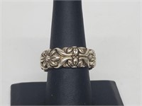 .925 Sterling Sdilver Floral Band