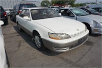 1996 Lexus ES 300 RUNS AND MOVES-SEE VIDEO!