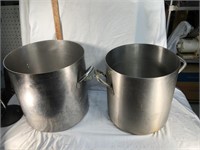 2 Very Large Aluminum Cooking Pots