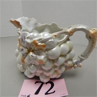 ROYAL BAYREUTH GRAPES PITCHER 6 IN