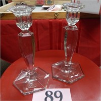 PAIR OF CRYSTAL CANDLESTICKS 9 IN