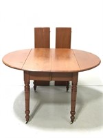 Vintage cherry wood dining table w/ leaves