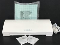Silhouette Cameo electronic paper crafting machine