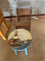 SmaLL CHAIR AND TABLE