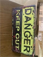 DANGER KEEP OUT LICENSE PLATE