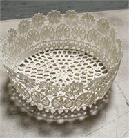 LACE DOLLY BOWL