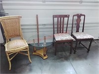 >Wicker chair, end table & wooden chairs