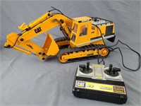 Remote controlled Caterpillar 245D