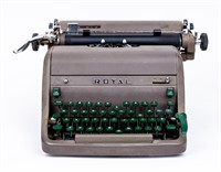 Antique / Vintage Brown Royal Typewriter