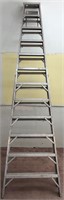 Craft Master Model 412 Aluminum Step Ladder