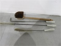 Lot of Cleaning Brushes