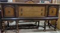 Stunning buffet 6' x 22" x 41"H