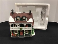 Department 56 "Captains Cottage" Lighted House