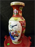 Oriental Vase w/Stand