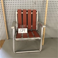 CHILDS LAWN CHAIR