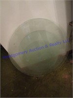 ROUND TABLE GLASS