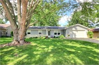 3622 Aboite Lake Dr, Fort Wayne, IN 46804