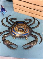 Metal crab