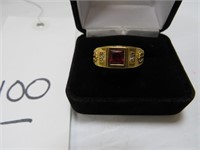 Gold Ring with Ruby