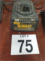 Dewalt 18 V charger