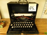 Underwood Standard Portable Typewriter