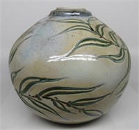 Round Ceramic Pottery Vase