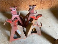 (4) JACK STANDS, RED